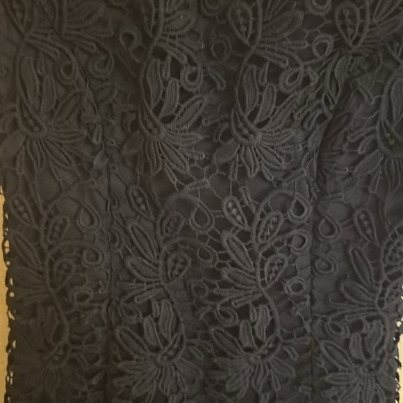 Lulus open back dress size medium - Picture 2 of 7